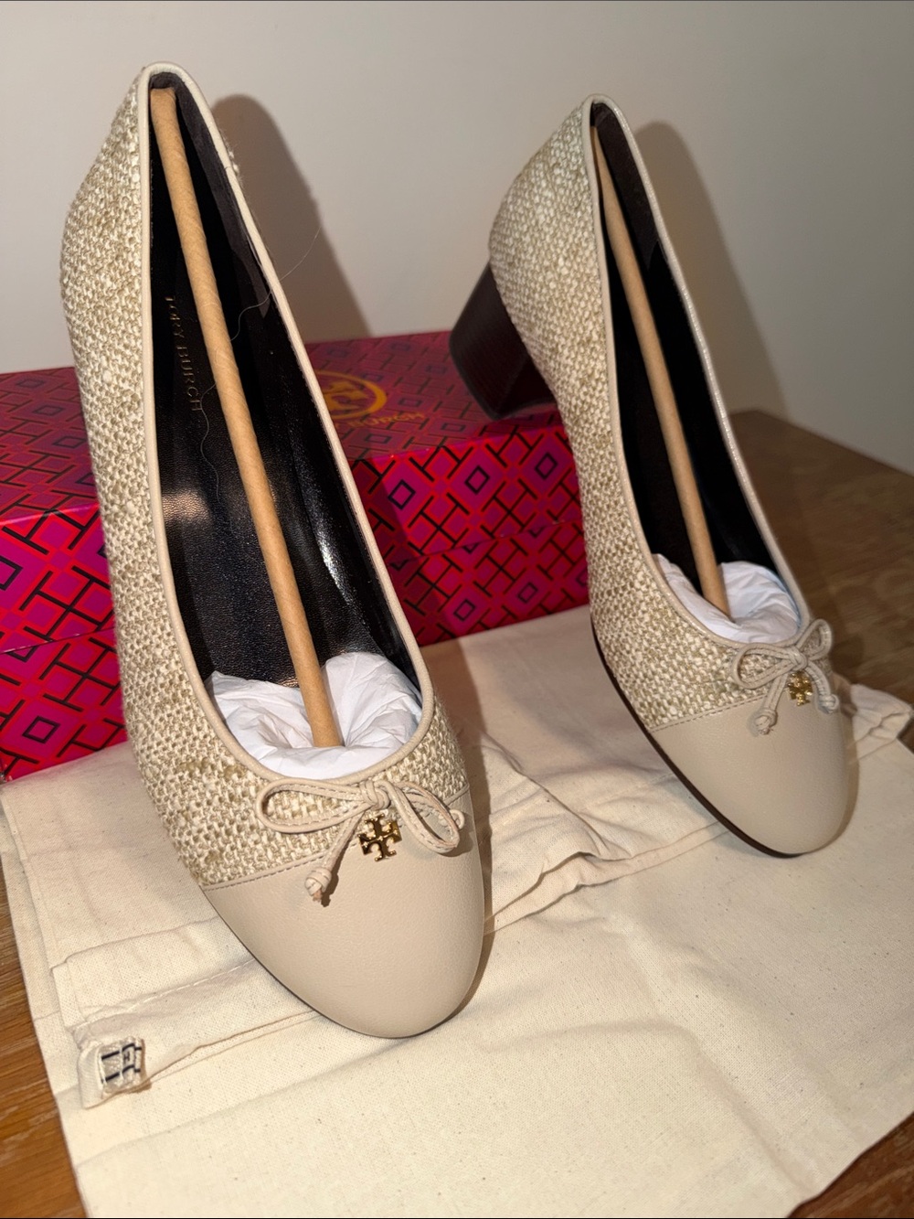 Tory Burch Neutral Light Khaki Cap-Toe Pump 45MM/Tweed